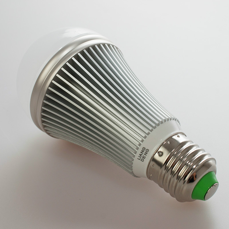 New!!environmentally friendly and durable LED Bulb Lamp GY701 7w Cold white/warm white LED Bulb Free shipping