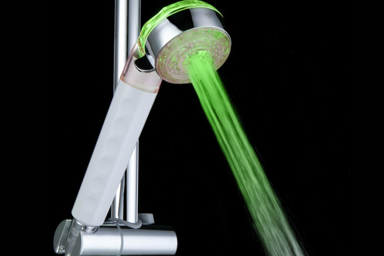LED Colour changing Bathroom shower nozzle LD8008-A20