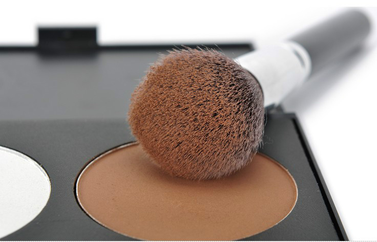 Fashionable Retractable Cosmetic Makeup Oblique head Blush Brush - Brown