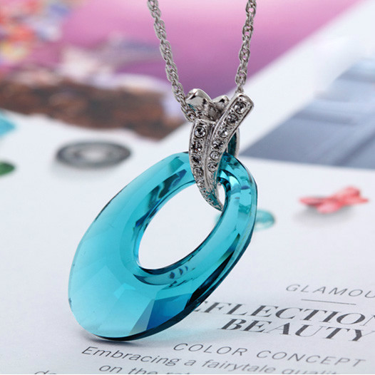 2014 New design Classic ring shape fashion crystal necklace free shipping!