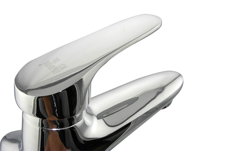Brass Chromed plating ceramic valve core basin faucet