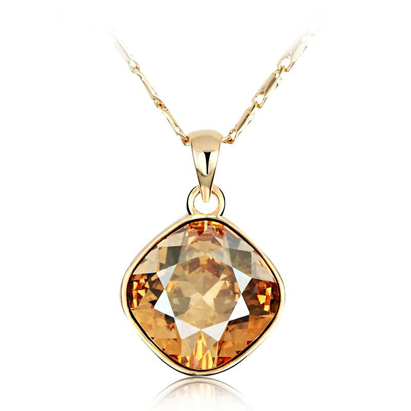 2014 Classic Fashion Crystal Pendant Necklace